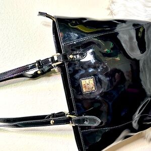 Dooney and Bourke shoulder bag.